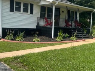 310 Robinson Dr, Spartanburg, SC 29301