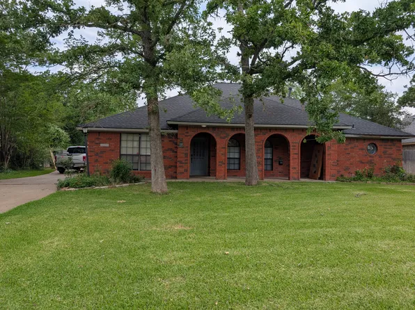 2907 Arroyo Ct S, College Station, TX 77845