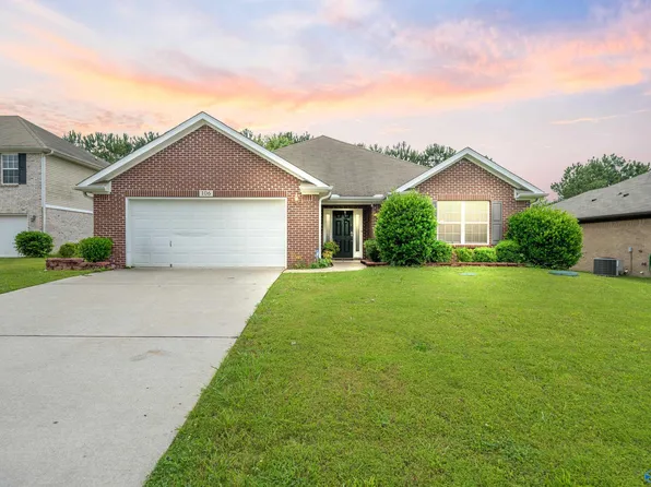 106 Grey Mare St, Harvest, AL 35749