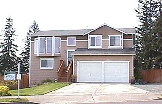 1st image of 7116 277th Pl NW