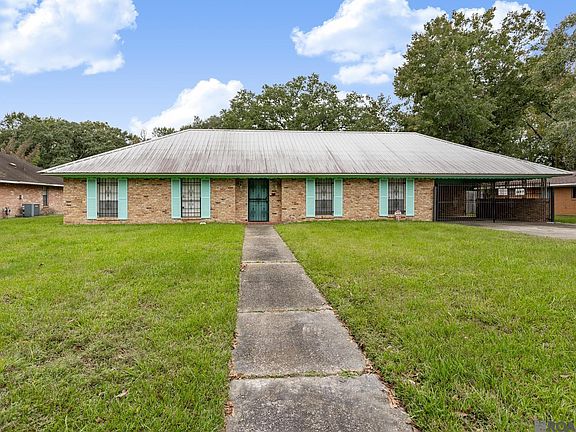 2nd image of 1367 Sierra Vista Dr