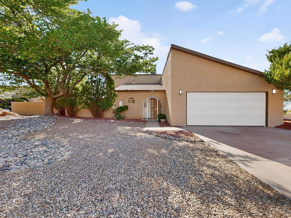 1st image of 1729 Monte Largo Dr NE