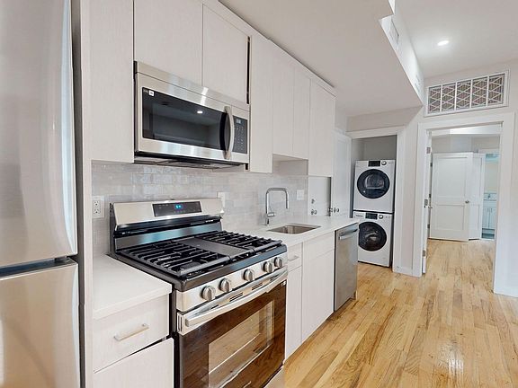 4th image of 708 Orange St #2LF