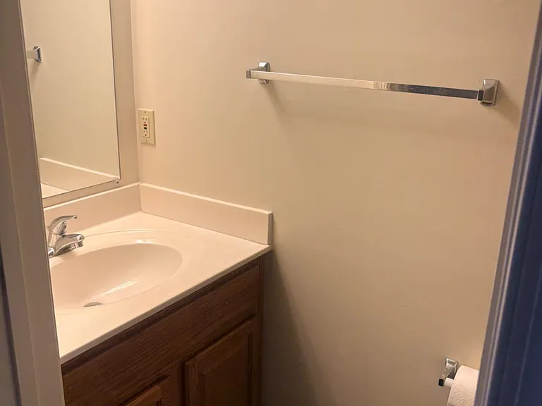 1412 Banavie Ter E — Photo 11