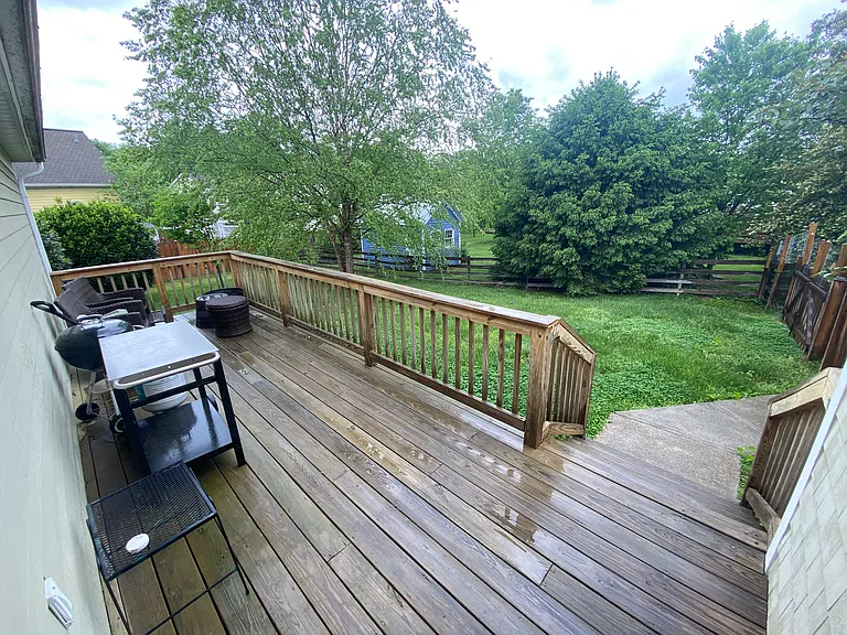 703 Dranesville Rd — Photo 15