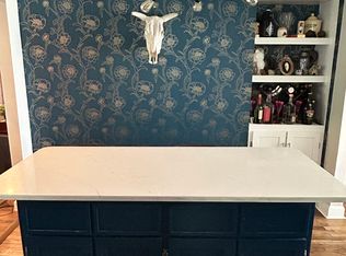 594 Vaughn Rd, Memphis, TN 38122