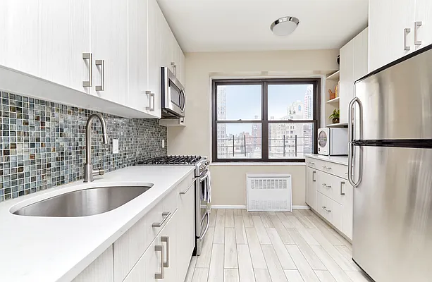 Sold by PocketBroker Inc | media 3