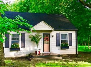 2300 Lakeland Rd, Louisville, KY 40223