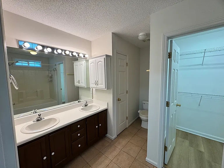1004 Starkland Way — Photo 9