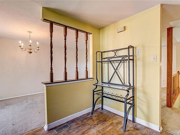 4th image of 4803 Fairlake Ln