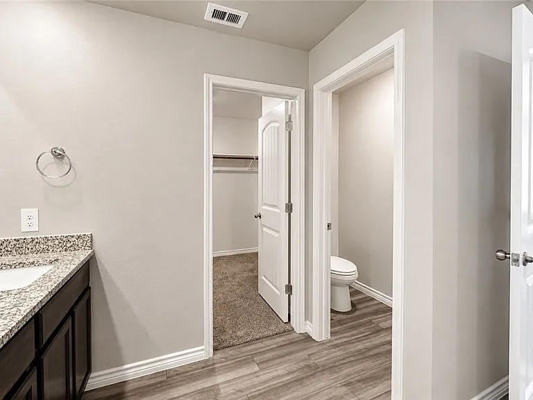 2749 Eltonne Gardens Dr — Photo 7