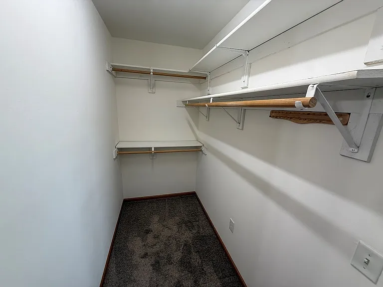 8217 Mansion Hill Ave — Photo 19