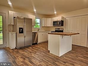 2nd image of 174 Lariat Dr
