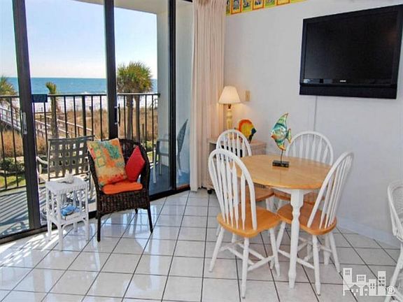 3rd image of 1615 S Lake Park Boulevard #209