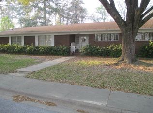 1302 Slaydon St, Henderson, TX 75654