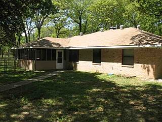 3rd image of 582 County Road 2445