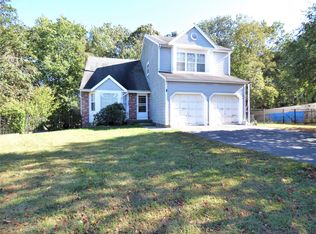14 Rider Ln, Tinton Falls, NJ 07753