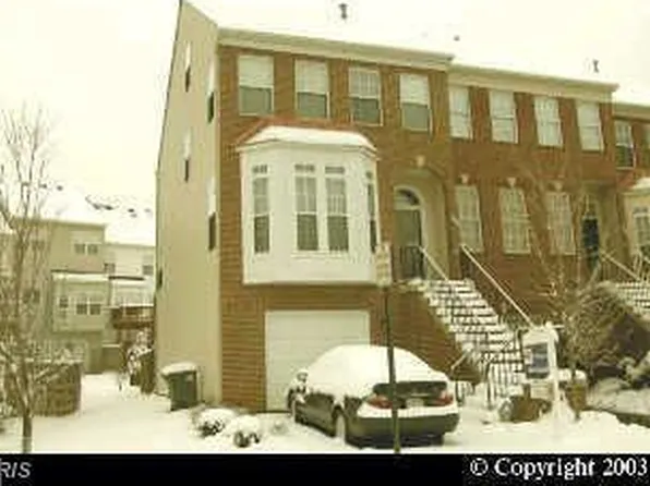 2587 James Madison Cir, Herndon, VA 20171