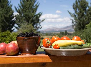 2200 Camp Baker Rd, Medford, OR 97501