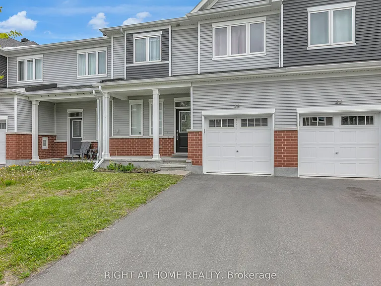 46 Focality Cres — Photo 2