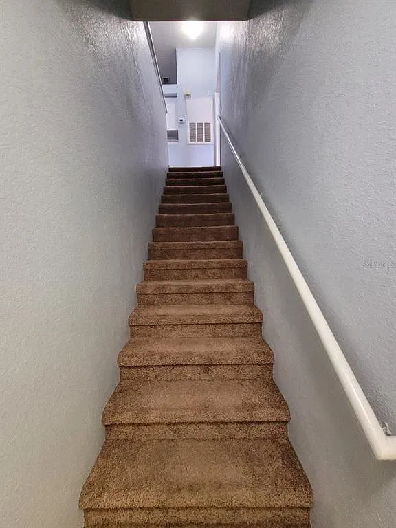 3 bed, 2.0 bath, 1278 sqft, $1,595 — Photo 4