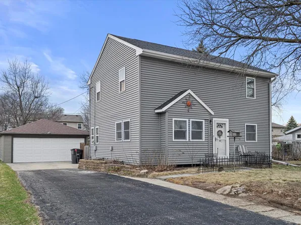 4355 South 49th STREET, Greenfield, WI 53220