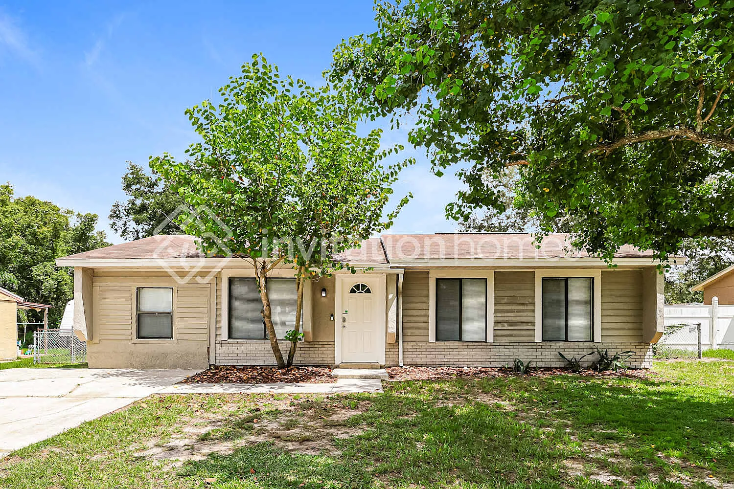 1220 Piney Branch Cir Valrico, FL 33594 — Photo 1