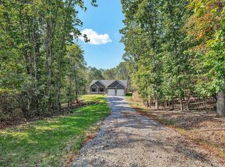 1009 Jewel Trl, Moneta, VA 24121