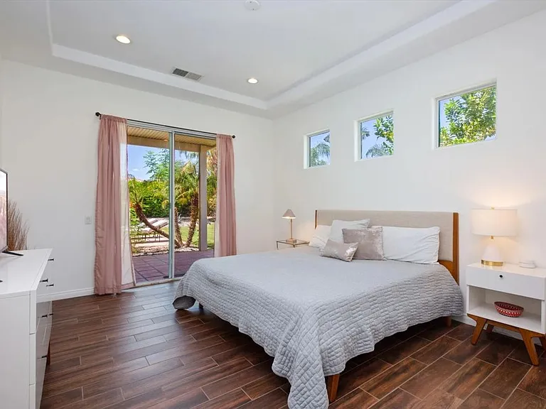 43625 Parkway Esplanade E — Photo 14
