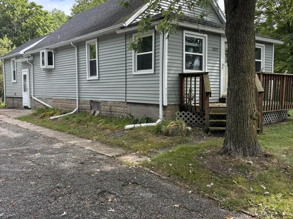 1029 Reder Rd, Griffith, IN 46319