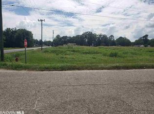 720 E Ridgeley St, Atmore, AL 36502