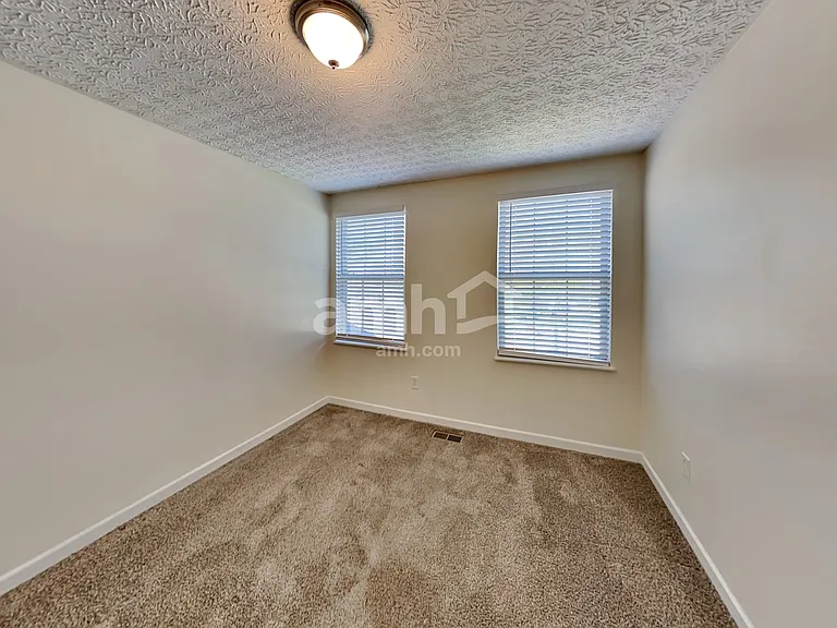 4513 Edgarton Dr — Photo 15