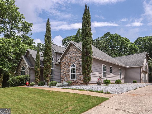 2nd image of 5377 Fawn Ivey Ln