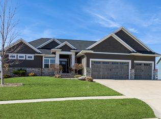 533 Eastview Ave, Marion, IA 52302