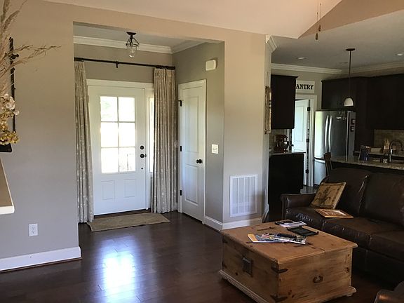 5th image of 190 Still Poplar Pl