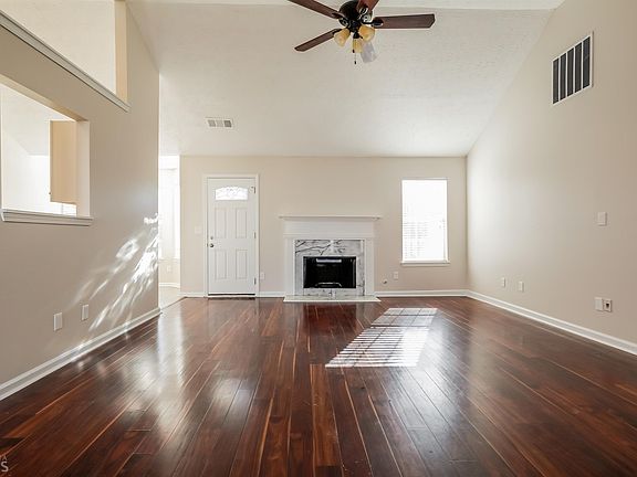 3rd image of 2469 Heatherton Ct