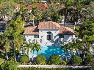 27032 Adriana Cir APT 201, Bonita Springs, FL 34135
