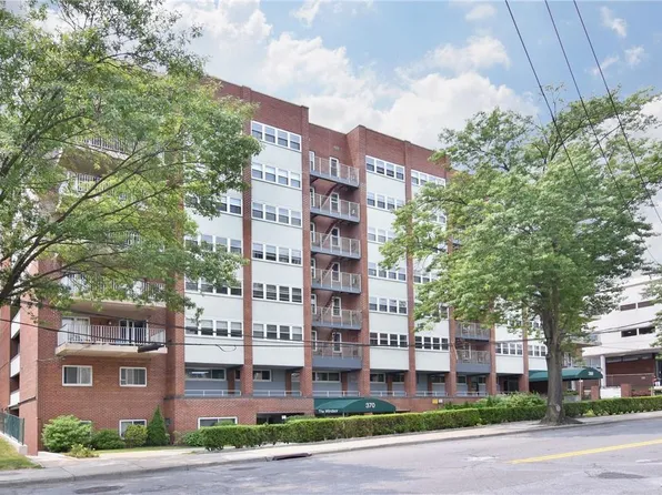 370 Westchester Avenue #3M, Port Chester, NY 10573