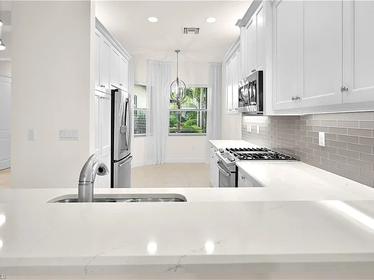16312 Molise Pl — Photo 14