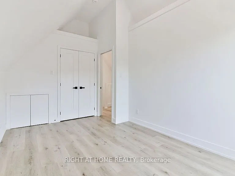 45 Brock Ave #3 — Photo 11