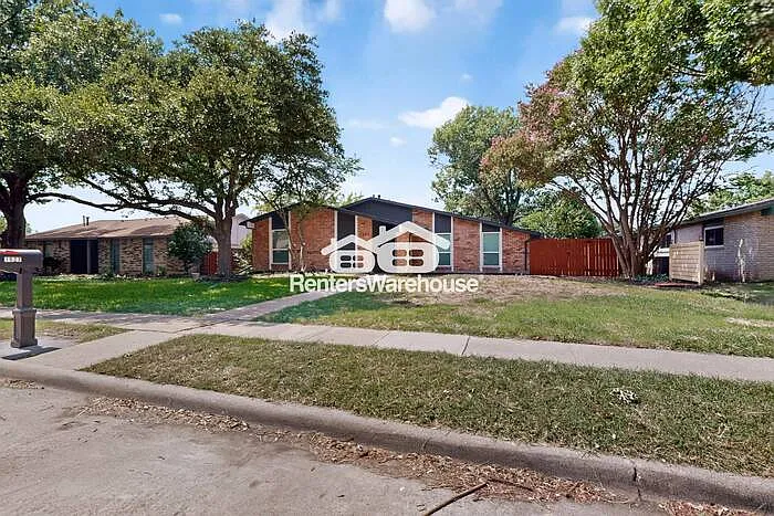 1527 Cherokee Trl — Photo 4