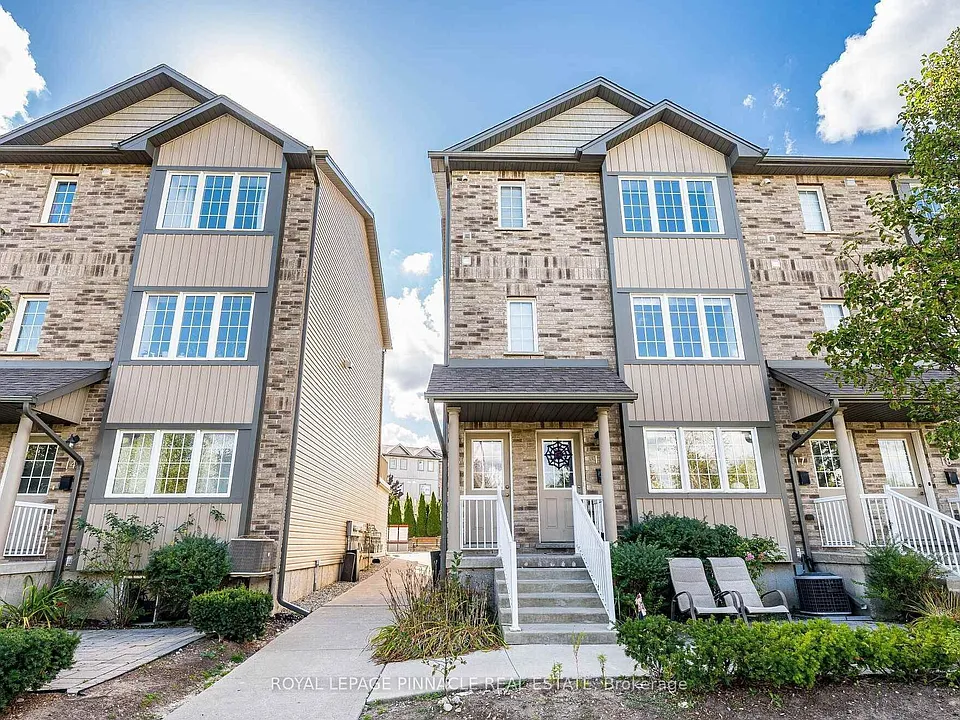 275 Old Huron Rd E #15