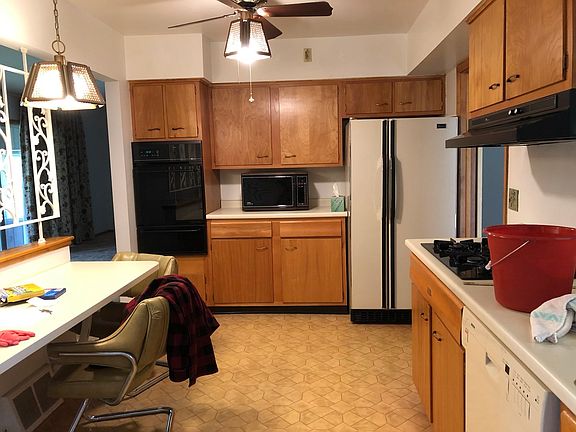 3rd image of 450 N Shady Oaks Dr