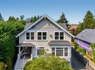 1216 Styles St #D, Victoria, BC V9A 3Z5