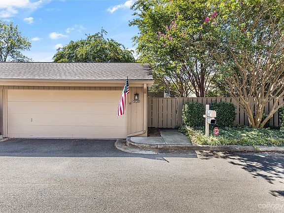 2nd image of 5130 Dunes Ct