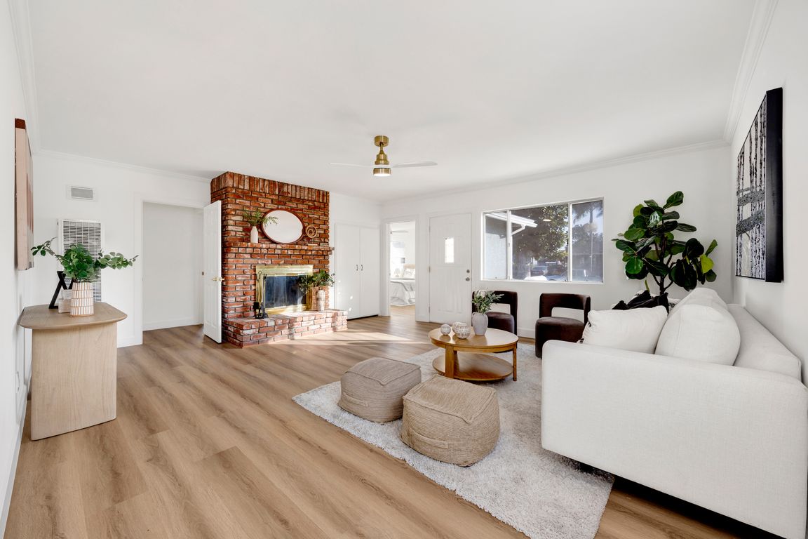 next background image