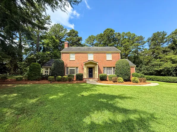 106 Donald Ross Dr, Raleigh, NC 27610