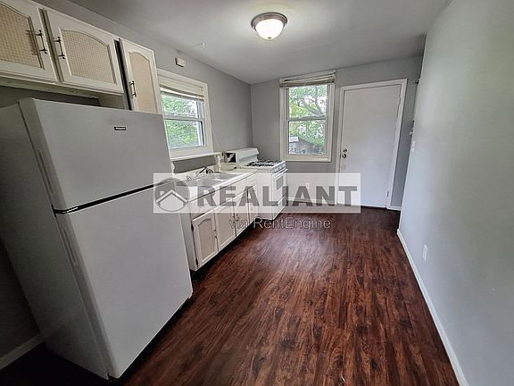 3rd image of 312 E Southern Ave APT 1