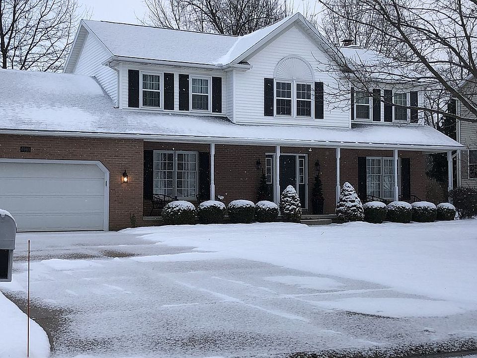 2nd image of 6940 Birchbark Ave NE