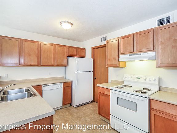 3rd image of 11334 48th Ave #Nr-03